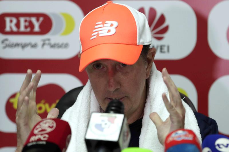 Árabe Unido aprovecha los tropiezos en Panamá