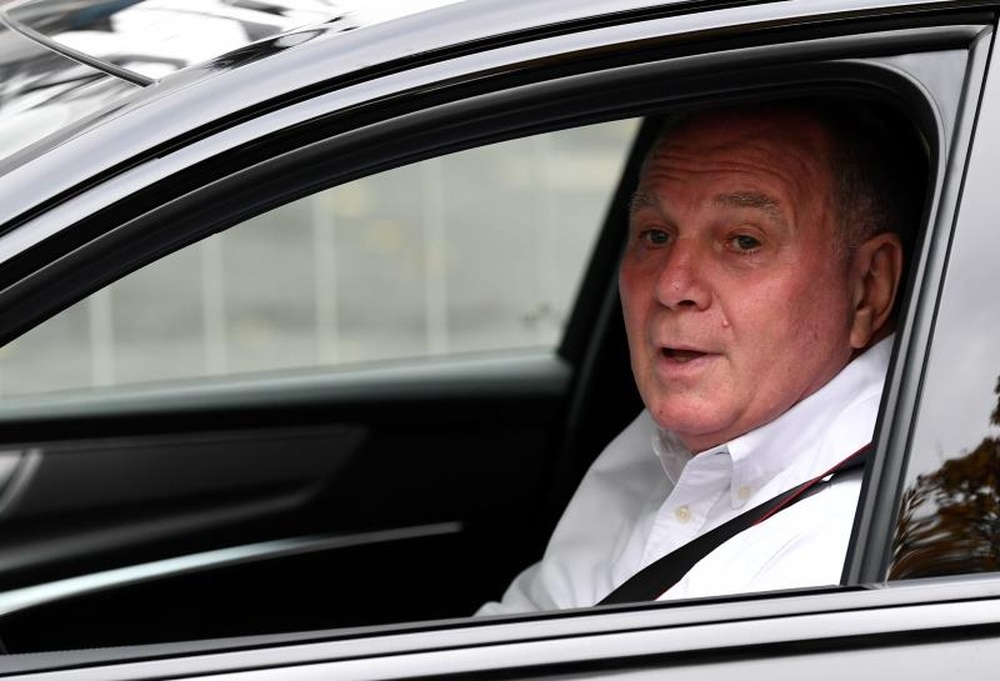 Hoeness opinó sobre la delicada situación económica del Barça antes de la Champions. EFE