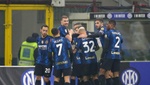 El Inter tira de épica en medio de la locura para meterse en cuartos
