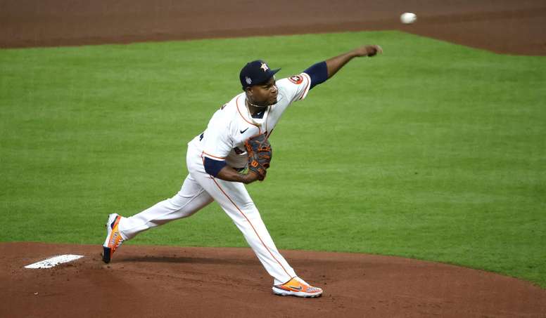 El zurdo dominicano Framber Valdez de los Astros de Houston, en una fotografía de archivo. EFE/Tannen Maury