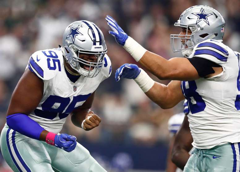 Según números de la NFL, los Dallas Cowboys son el equipo con más seguidores en México, un dato que Jones dijo están comprometidos a reforzar. Fotografía de archivo. EFE/EPA/LARRY W. SMITH