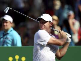 Fotografía de archivo en la que se registró al golfista norirlandés Rory McIlroy, durante un torneo, en Emiratos Árabes Unidos. EFE/Stringer