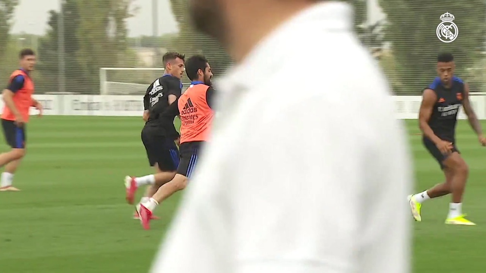 Le Real Madrid s'apprête à débuter la Ligue des Champions. Dugout