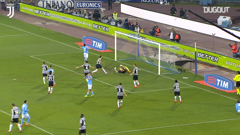 I salvataggi di Buffon contro il Napoli. Dugout