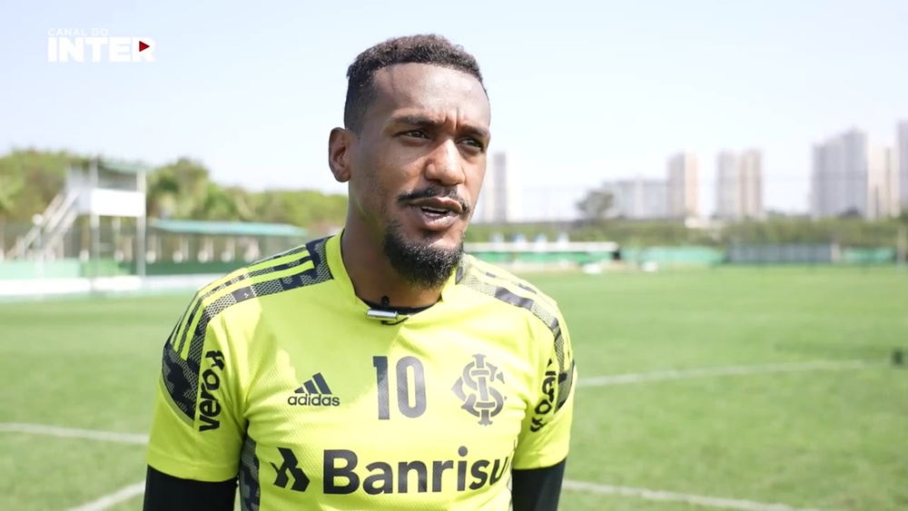 Edenilson fala sobre experiência na Seleção e do duelo contra o Sport. DUGOUT