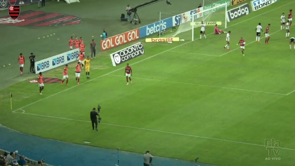 Flamengo were far too good for Sao Paulo. DUGOUT