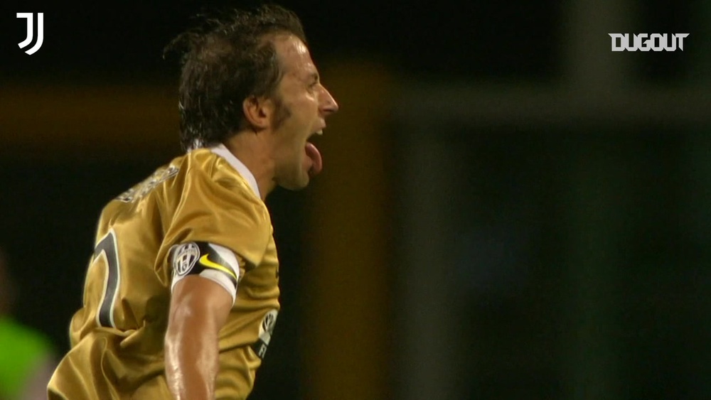 La rete strepitosa di Del Piero contro l'Artmedia. Dugout