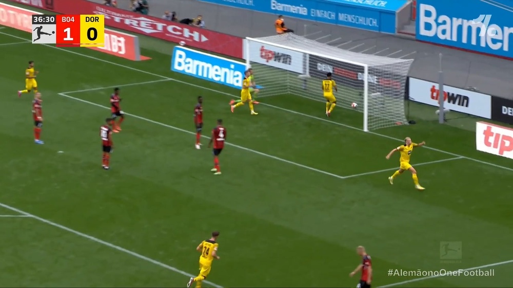 Haaland marca de cabeça e de pênalti em vitória de virada do Dortmund. DUGOUT