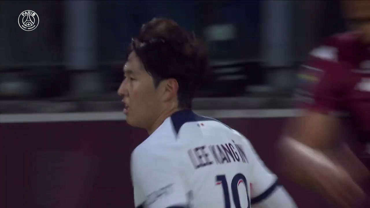VIDÉO : Le but de Kang-in Lee contre Metz