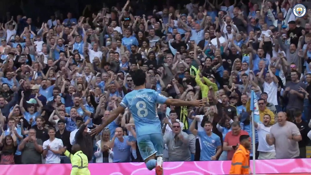 Ferran Torres got a brace as Man City thumped Arsenal 5-0. DUGOUT