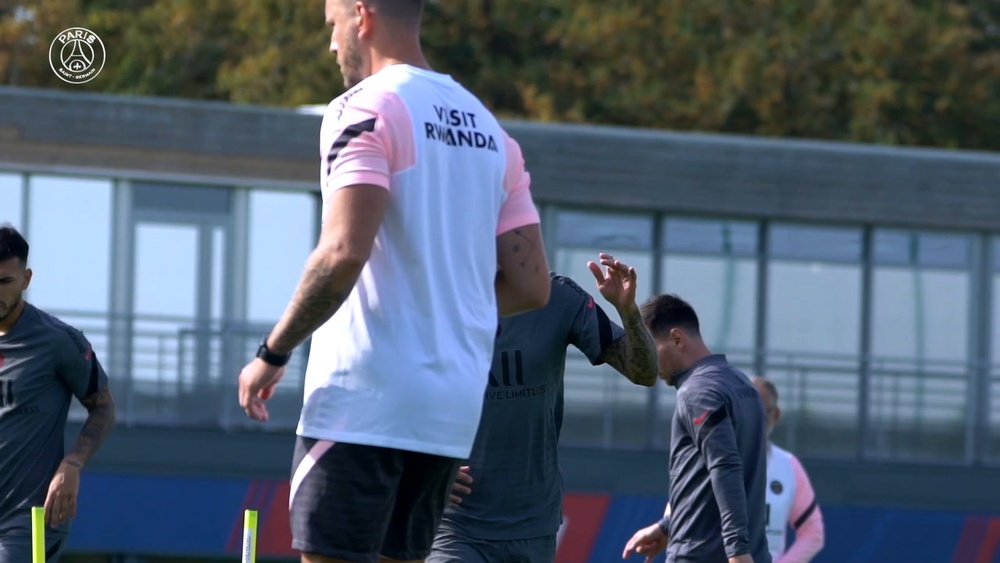 L'entraînement de Di Maria avant le match face à Bruges. Dugout
