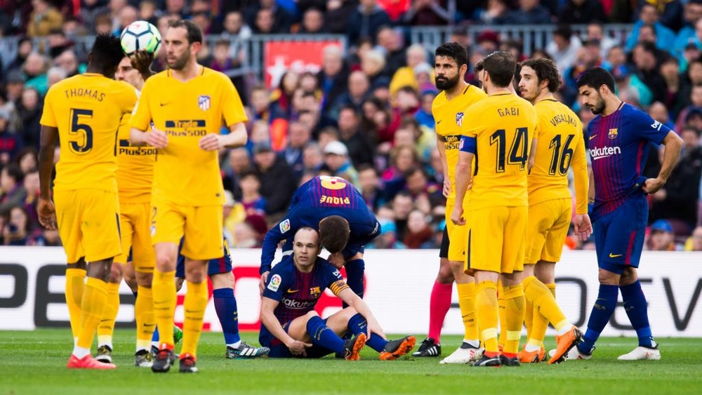 Iniesta is a doubt for the second leg against Chelsea. GOAL