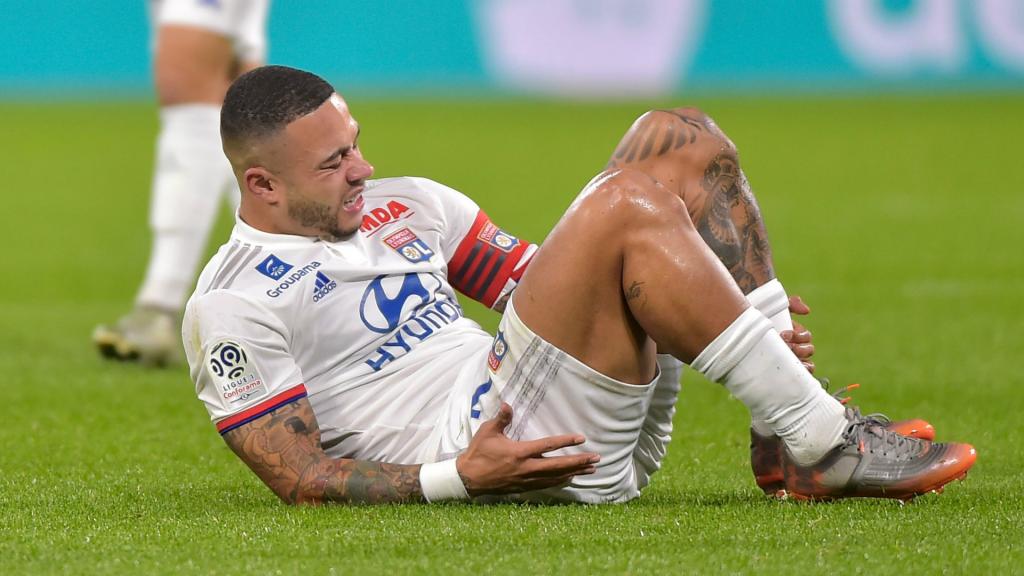 Koeman Euro A Tough Ask For Depay After Acl Injury