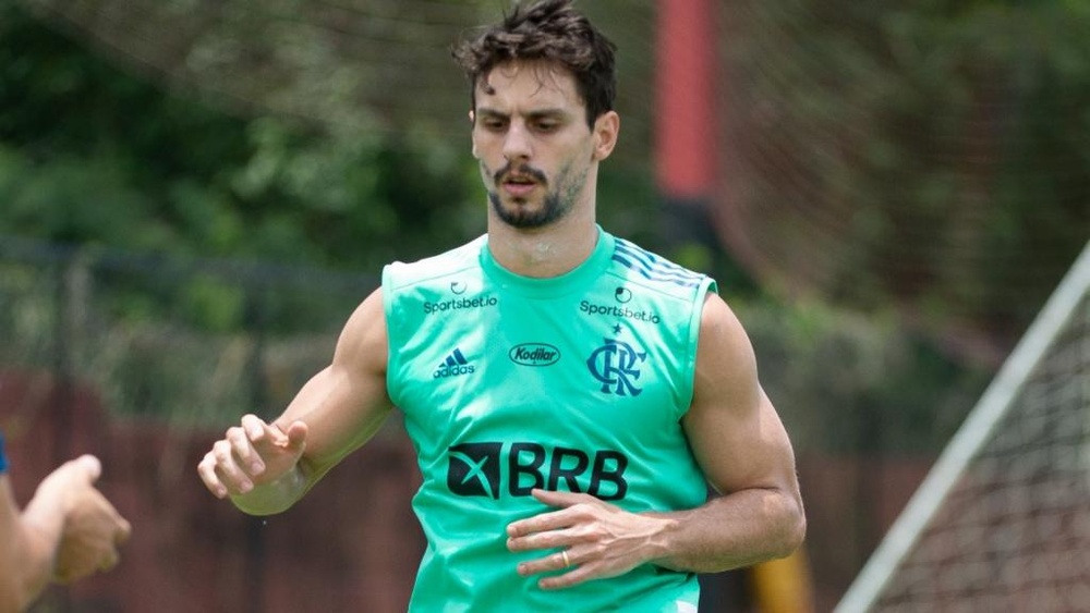 Rodrigo Caio desfalca o Flamengo contra o Juventude, pelo Brasileirão. AFP